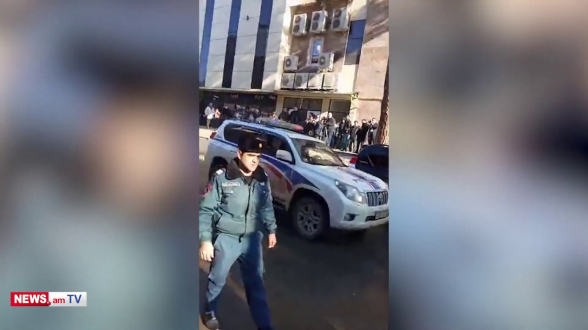 «Քաղաքացիներին արհամարհող վարչապետը չարիք է». Փաշինյանին Կապանում դիմավորել են ակցիայով (տեսանյութ)